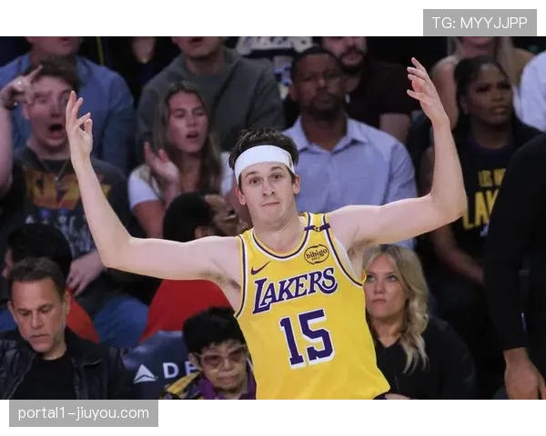 海斯复出迎战森林狼，灰熊后卫斯玛特因伤继续缺席本场比赛